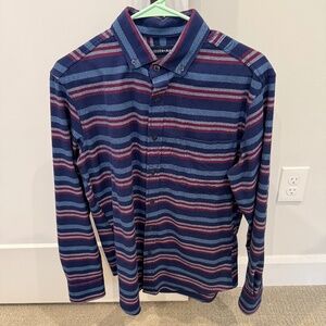 Mizzen and Main Button Down Collar Shirt